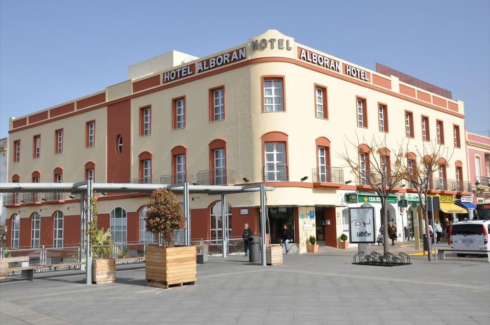 Готель Crisol Chiclana Чиклана-де-ла-Фронтера Екстер'єр фото