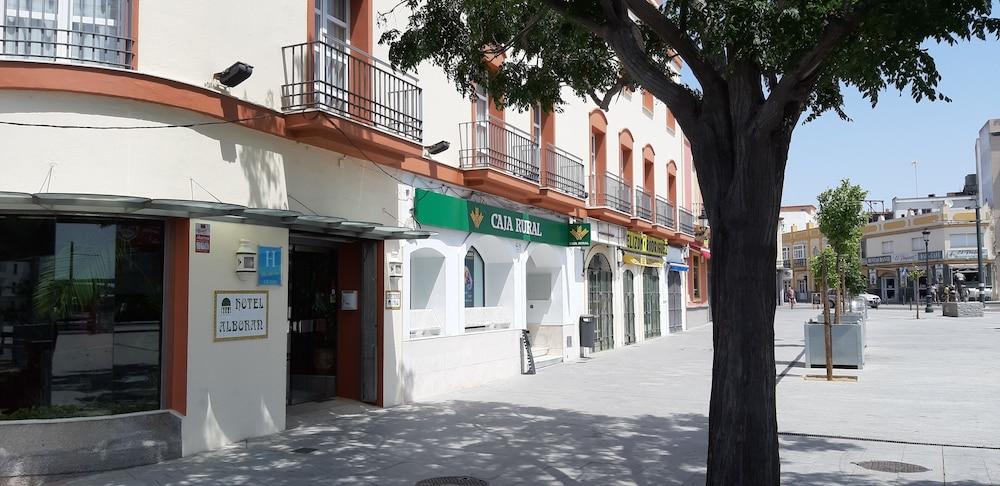 Готель Crisol Chiclana Чиклана-де-ла-Фронтера Екстер'єр фото