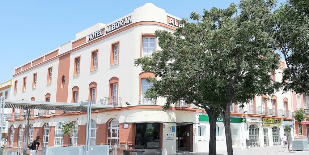 Готель Crisol Chiclana Чиклана-де-ла-Фронтера Екстер'єр фото