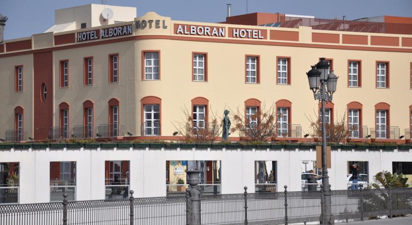 Готель Crisol Chiclana Чиклана-де-ла-Фронтера Екстер'єр фото